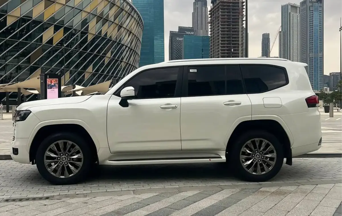 Toyota Land Cruiser Rental in Dubai, Rent Land Cruiser in Dubai